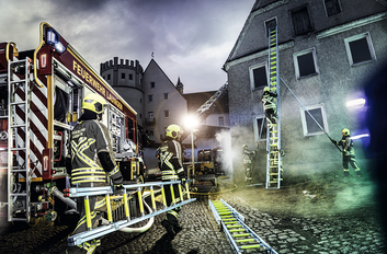 Échelles à câble et échelles à emboîter en action (image d'illustration) | © MUNK GmbH