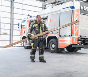 Klappleiter Holz DIN EN 1147 Aluminium | © MUNK GmbH