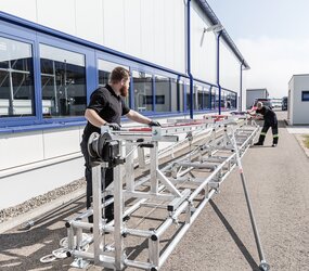 Inspection d'une échelle à corde en 3 parties | © MUNK GmbH