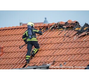 Crochet à enfoncer et à arracher léger, en deux parties avec rallonge et poignée en D, en cours d'utilisation | © MUNK GmbH
