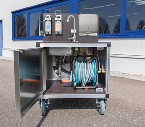 Mobile container, hygienic type 1, flap open | © MUNK GmbH