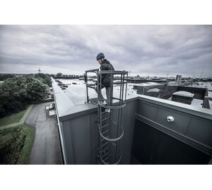 Fixed ladder system detail 3 in use | © MUNK GmbH
