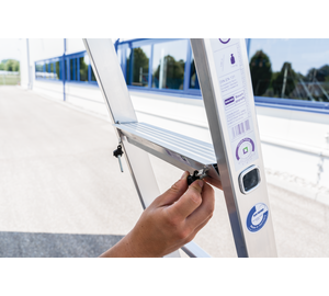 Securing MaxxStep step module | © MUNK GmbH