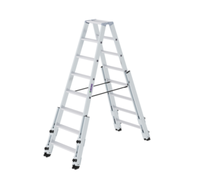 Stufen-Stehleiter treppengängig 2x8 Stufen | © MUNK GmbH