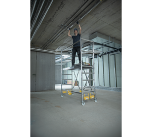 Folding scaffolding with extension unit | © MUNK GmbH