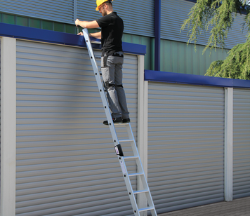 Rung straight ladder w. stand. stab., 12 rgs, app. | © MUNK GmbH