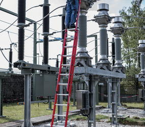 Schiebeleiter GFK/Alu 2-teilig o.Trav., 2x12 Sp. | © MUNK GmbH