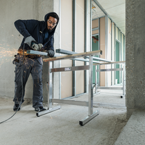 Arbeitsbock H.nverst.bar, 700-1000mm, 0,50x0,78m  | © MUNK GmbH