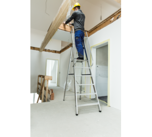 ML Plattformleiter 6 Stufen Anwendung Bauarbeiter | © MUNK GmbH