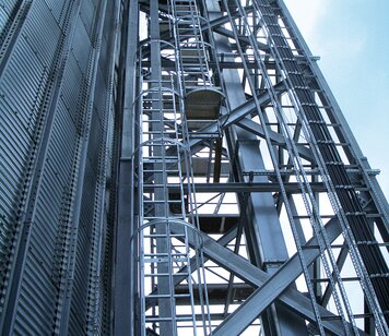 Multi-flight vertical ladder, content image | © MUNK GmbH