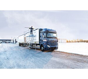 Mobile Enteisungsgerüst, LKW von vorne | © MUNK GmbH