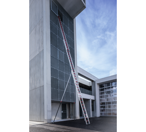 3-sec. rope-exten. ladder w. supports DIN EN 1147 | © MUNK GmbH
