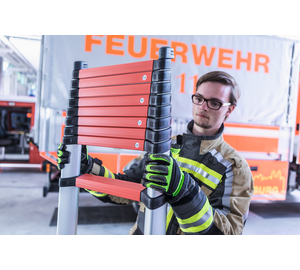 Telescopic ladder Rescue Line red DIN EN 1147  | © MUNK GmbH
