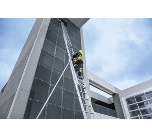 3-section rope-extension ladder with support | © MUNK GmbH