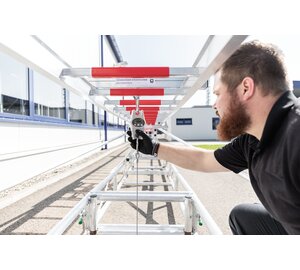 Bestimmung der Zugkraft mittels digitaler Zugwaage | © MUNK GmbH