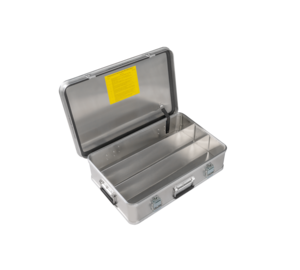 Kasten mit Beschriftung "Werkzeugsatz Metall 1" | © MUNK GmbH