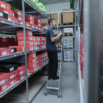 Shelf ladder, rotat., f. double shelf 6 st., app. | © MUNK GmbH