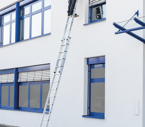 Schiebeleiter 2-tlg. m. Standard-Trav., 2x13 Sp. | © MUNK GmbH