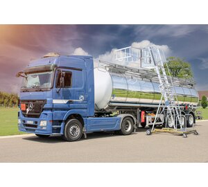 Tankwagenleiter mit Stufen | © MUNK GmbH