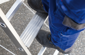 Stufenmodul MaxxStep betreten | © MUNK GmbH