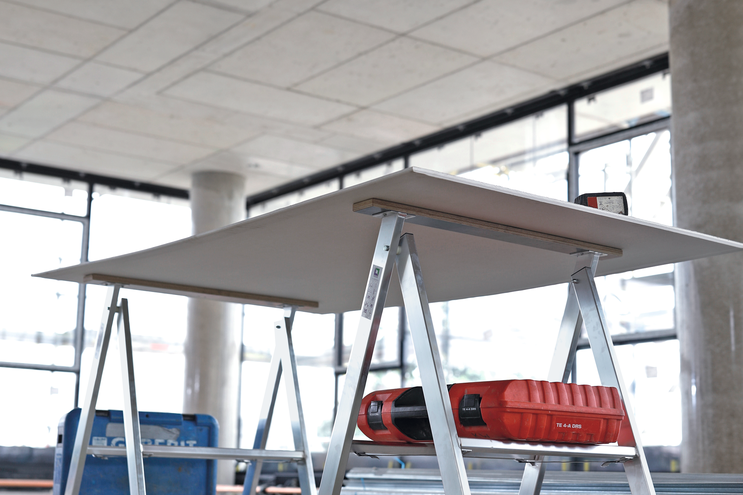 ML Arbeitsbock klappbar Anwendung | © MUNK GmbH