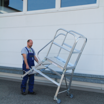 Plat.stairs,1-sid.acc.cast.&hand. gr. alu,4 st | © MUNK GmbH