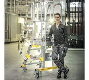 Plattformtreppe fahrbar Anwendung | © MUNK GmbH