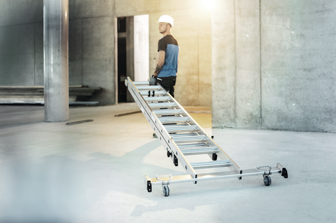 Push-up ext. ladder w. steps w. nivello, image | © MUNK GmbH