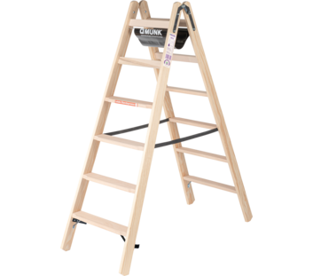 Stufen-Stehleiter Holz | © MUNK GmbH