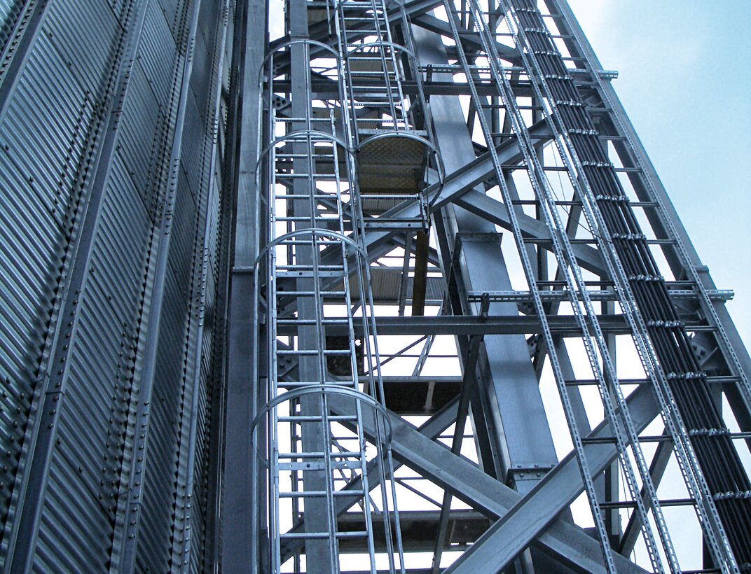 Multi-flight vertical ladder, content image | © MUNK GmbH