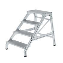 Work stand, 4 steps | © MUNK GmbH