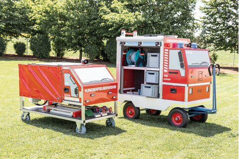 Günzburger Steigtechnik a spécialement conçu des conteneurs roulants pour les jeunes sapeurs-pompiers afin qu’ils puissent s’entraîner.  | © MUNK GmbH