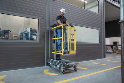 The FlexxLift features a double swing door for the ultimate in safety at work.  | © MUNK GmbH