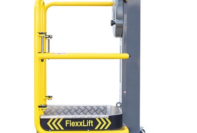The new micro-lifting platform is available in two designs: Using the FlexxLift 1.5, the user can reach working heights of up to approximately 3.5 metres.  | © MUNK GmbH