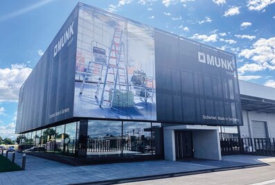 Der neue Auftritt der MUNK Group, hier am neuen Standort der MUNK Rettungstechnik in Leipheim. | © MUNK GmbH