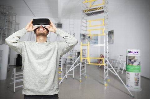Ces Roadshow sont également l’occasion de découvrir les constructions spéciales créées sur mesure par Günzburger Steigtechnik – une prouesse rendue possible par les lunettes VR.  | © MUNK GmbH