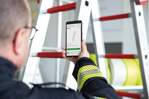 Grâce au code QR sur le produit, les utilisateurs accèdent rapidement et facilement à l'aperçu des pièces de rechange correspondantes. | © MUNK GmbH