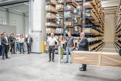 The Munk Group also commissioned a partially automated racking system at the opening of its new production and sawing centre. | © MUNK GmbH