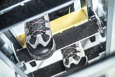 For an extra signal effect and safety, the clip-step R13 step pads are also available in yellow. | © MUNK GmbH