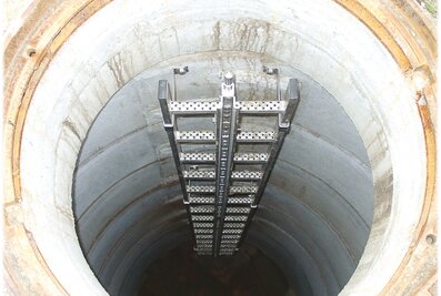 From pump shafts and retention basins to landfills and sewage treatment plants: shaft ladders from Munk Günzburger Steigtechnik are suitable for a wide variety of underground work. | © MUNK GmbH