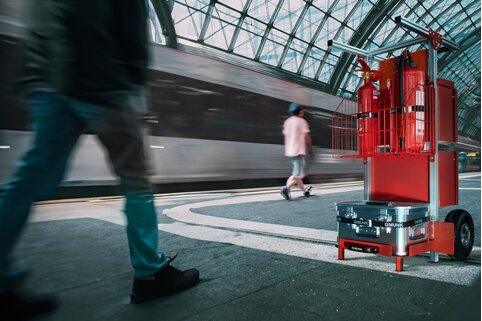 With the SafeCaddy® in the "fire protection" version, it is possible to react quickly to developing fires anywhere. | © MUNK GmbH