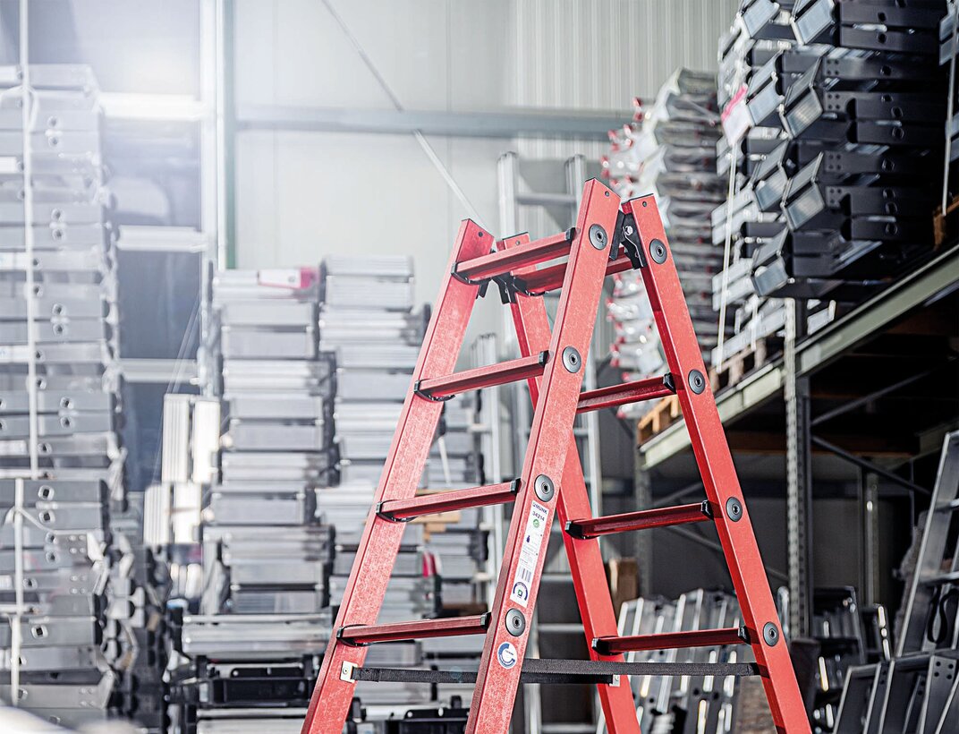 Munk Günzburger Steigtechnik is the first supplier ever to offer a stepladder made of GRP and manufactured in Germany. | © MUNK GmbH