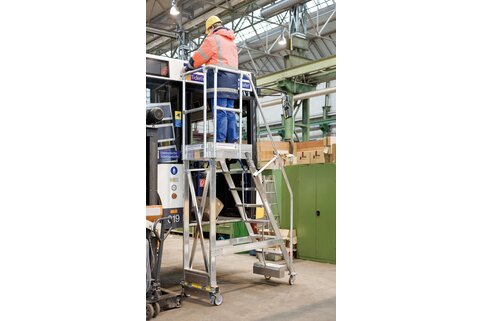 Efficaces : les escaliers à plate-forme mobiles de Munk Günzburger Steigtechnik. | © MUNK GmbH