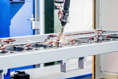 The new combination welding robot is the highlight of the new welding shop. It can weld aluminium and steel. | © MUNK GmbH