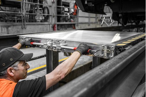 Le plate-forme de voie de Munk Günzburger Steigtechnik se déplace facilement le long du rail. | © MUNK GmbH