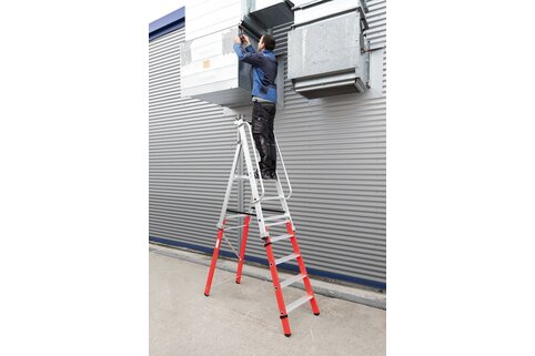 With various plug-in parts, users can adapt the platform height of their plug-in platform ladder ideally to the working height on site. | © MUNK GmbH