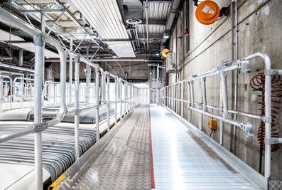 If required, the working platforms can be docked to the outer skin of the vehicles with zero clearance. | © MUNK GmbH