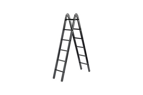 A practical helper in the barracks is the foldable ladder of the Munk Günzburger Steigtechnik. | © Munk GmbH