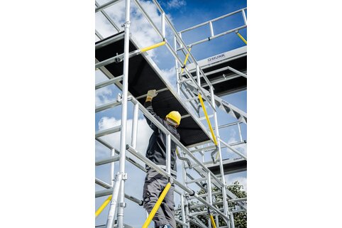 A top innovation in 2024 was the Ergo platform for mobile scaffolding: it is made of a composite material and is therefore up to 40 % lighter than comparable mobile scaffolding platforms. | © MUNK GmbH