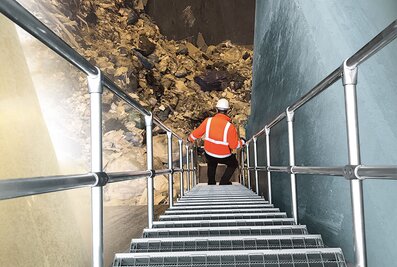 The coverings for the treads and standing surfaces of the stairs, bridging steps and walkways from Günzburg are freely selectable. | © MUNK GmbH